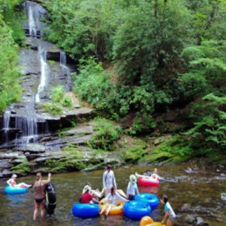 Honeymoon Getaway In Woods Near Noc And Smoky Mtn Rr Vila Bryson City Exterior foto