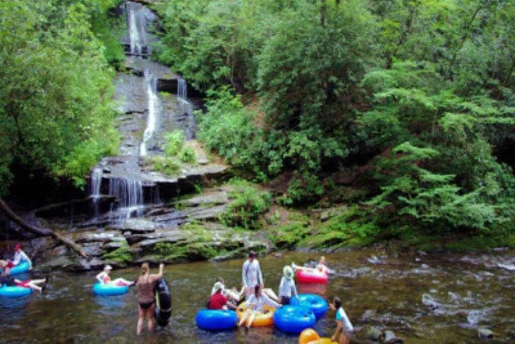 Honeymoon Getaway In Woods Near Noc And Smoky Mtn Rr Vila Bryson City Exterior foto